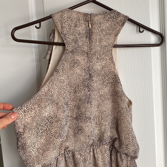 BCBG light peach dress - size 6 - Picture 5 of 10